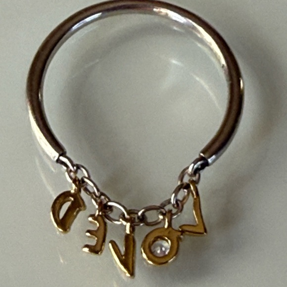 Loved script 💌 ring - Picture 5 of 5